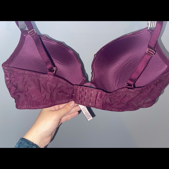 Victoria Secret Dream Angel Bra - Picture 2 of 3